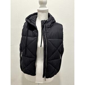 Calvin Klein Women's Quilted Hooded Vest Size Medium Black B53